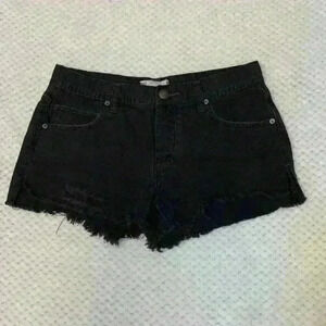 Free People black jean distressed shorts sz 27 festival concert grunge moto goth